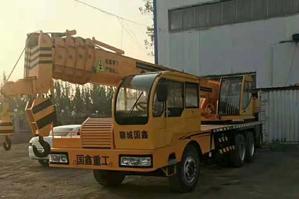 高质量自制吊车